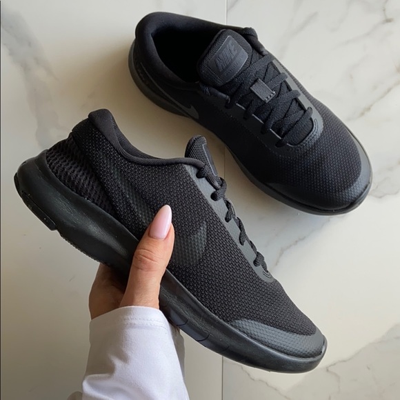 NWT Nike flex experience Rn - Picture 2 of 7